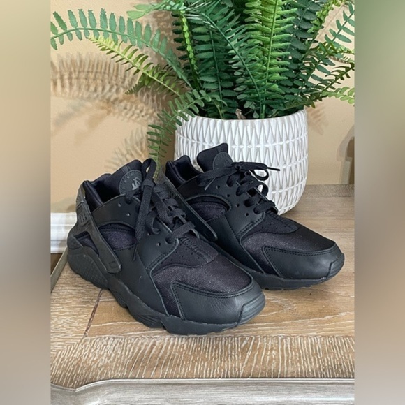 Nike‎ Air Women’s Huarache Shoes Triple Black Size 8 - Picture 4 of 15